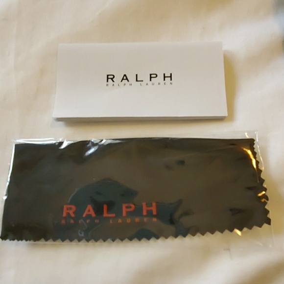 Ralph Lauren Sunglasses - Picture 4 of 8